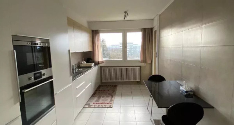 Geneva Right Bank ? Furnished 5.5-room apartment, 165 m², 7th floor ? Rent CHF 5,800.? image 3