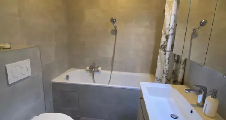 Geneva Right Bank ? Furnished 5.5-room apartment, 165 m², 7th floor ? Rent CHF 5,800.? image 6