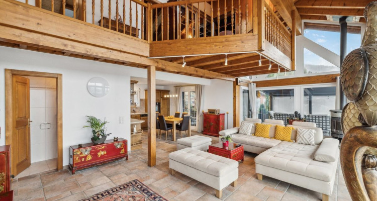 Villa avec piscine et vue imprenable sur les montagnes image 4