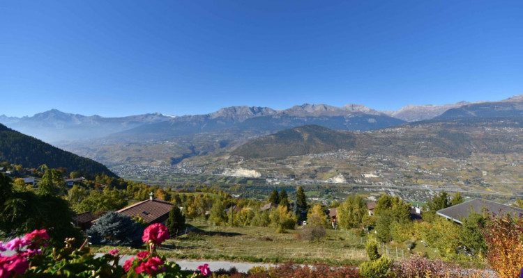 Villa avec piscine et vue imprenable sur les montagnes image 10
