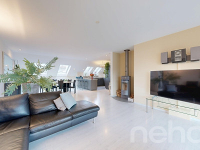 Dachwohnung mit Charme und Aussicht auf den Belpberg image 1