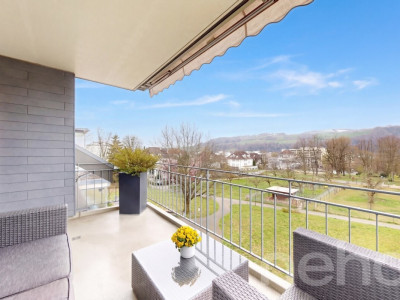 Dachwohnung mit Charme und Aussicht auf den Belpberg image 3