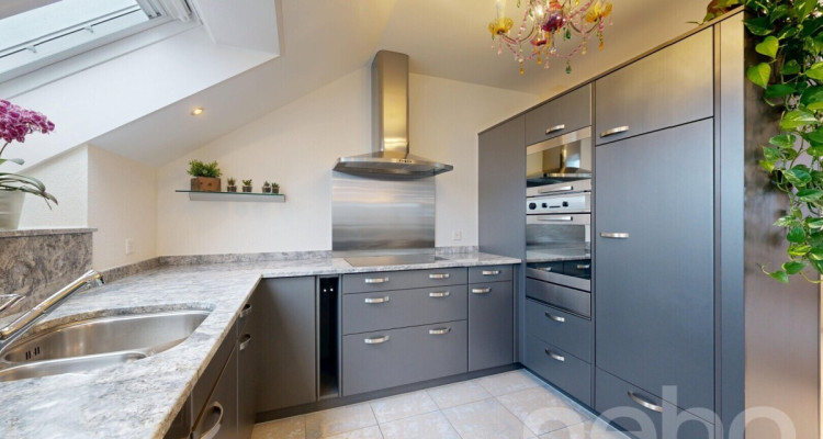 Dachwohnung mit Charme und Aussicht auf den Belpberg image 8