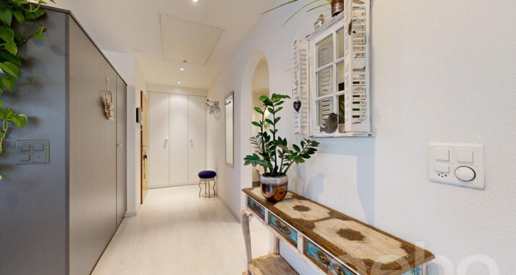 Dachwohnung mit Charme und Aussicht auf den Belpberg image 9