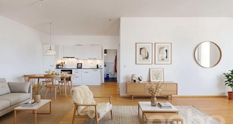 Élégant 2.5 pièces rénové avec belle hauteur sous plafond image 4