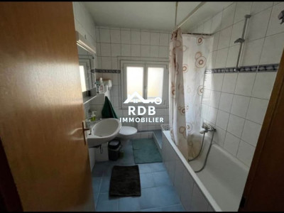 Appartement de 2 pièces au 2ème étage situé à Ecublens 1024 image 4