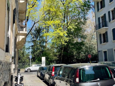 A louer: Bel attique de 2 chambres à coucher aux Eaux-Vives image 13