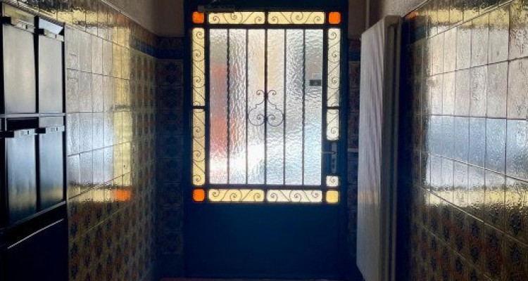 A louer: Bel attique de 2 chambres à coucher aux Eaux-Vives image 12