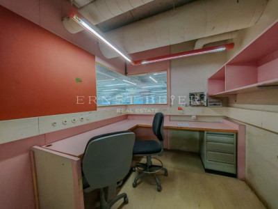 Grande surface commerciale aux pieds des pistes image 4