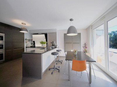 Très bel appartement 5p image 3