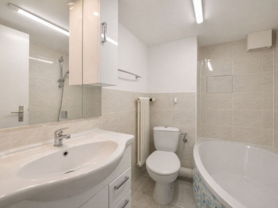 Orbe - Propriété unique avec deux habitations et fort potentiel image 5