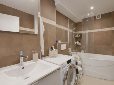 Marin-Epagnier - Appartement 3.5 pièces lumineux avec balcon image 5