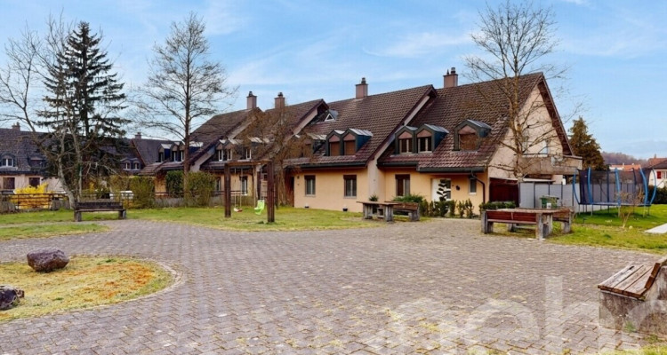 Komfortables Reihenhaus mit viel Platz für die Familie image 1