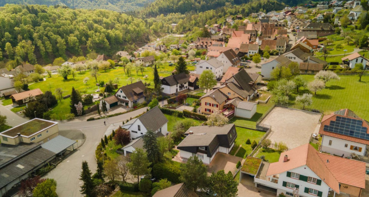 Viel Platz, Charme und grüne Umgebung image 4