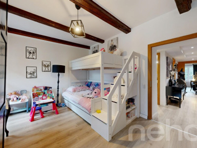 Maison villageoise avec terrasse et séjour cathédrale - Corsier image 12