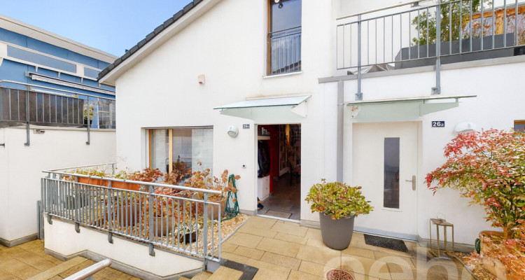 4.5-Zimmer-Haus mit einzigartiger Architektur in Gockhausen image 1