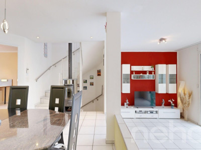 Modernes Reihenhaus mit viel Platz? an zentraler und ruhiger Lage image 5