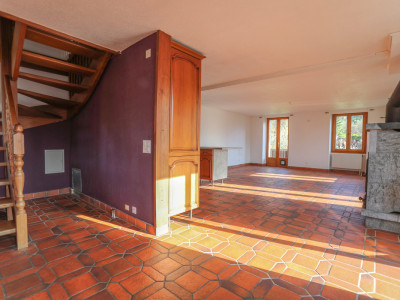 Maison de 2 appartements 3,5 pièces + 1 studio, Grand potentiel ! image 9