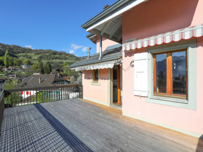 Maison de 2 appartements 3,5 pièces + 1 studio, Grand potentiel ! image 3