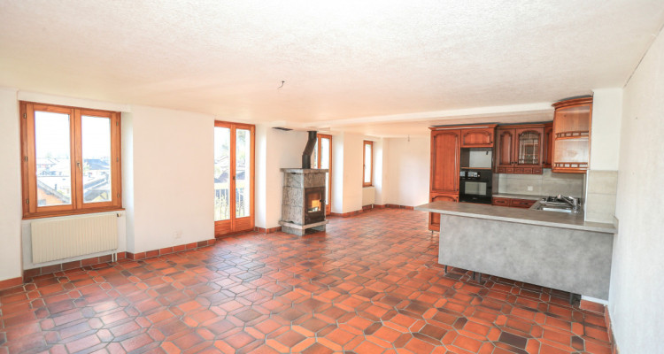 Maison de 2 appartements 3,5 pièces + 1 studio, Grand potentiel ! image 8