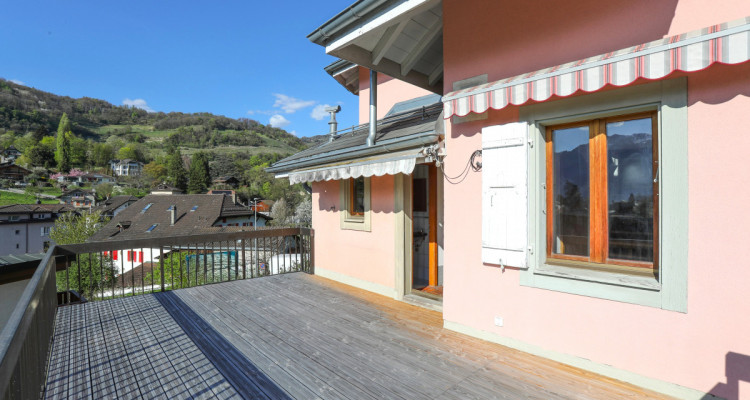 Maison de 2 appartements 3,5 pièces + 1 studio, Grand potentiel ! image 3