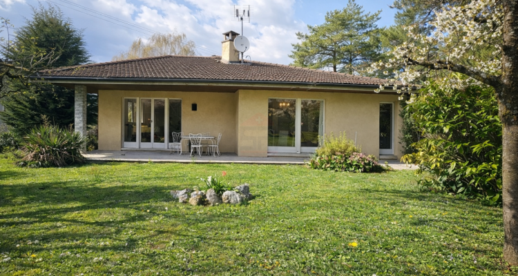 Élégante villa individuelle aux volumes généreux sur parcelle arborée de 1088 m² image 3