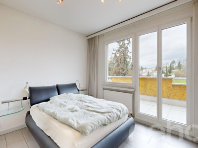 Attraktive 4.5-Zimmer-Attikawohnung mit sonnenverwöhnter Terrasse image 7