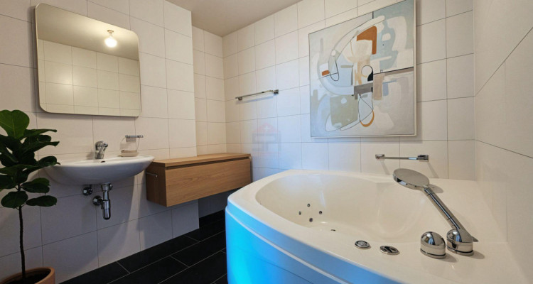 Dernier Étage Superbe Duplex de 199 m² avec Terrasse Panoramique image 6