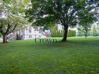 Castle life at your fingertips image 4