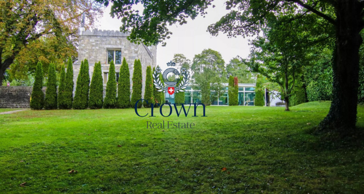 Castle life at your fingertips image 7