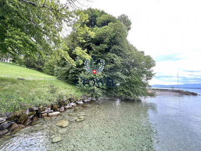 Enchanting waterfront setting image 3