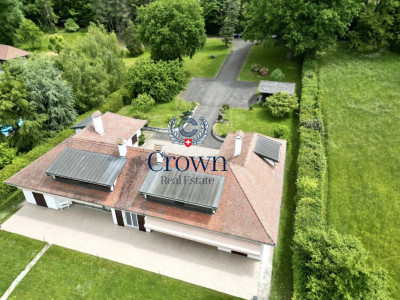 Enchanting waterfront setting image 5