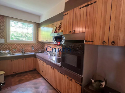 Enchanting waterfront setting image 13