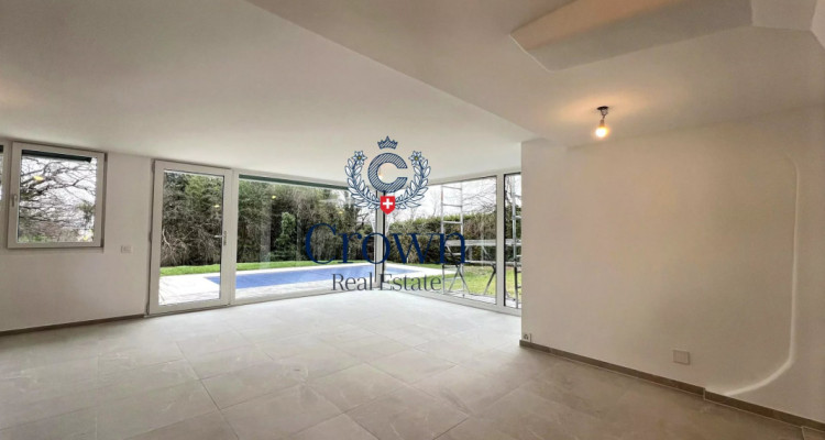 Character and volume image 6