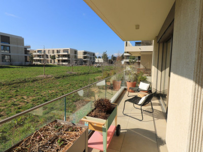 Appartement 5 pièces meublé – Troinex image 5