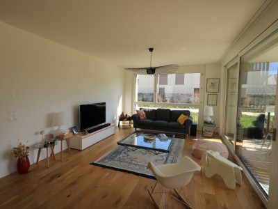 Appartement 5 pièces meublé – Troinex image 4