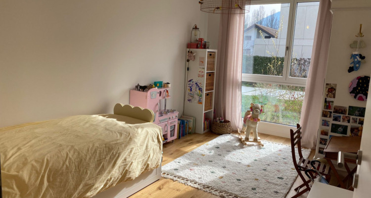 Appartement 5 pièces meublé – Troinex image 8