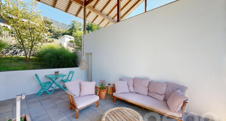 Charmante villa contemporaine située dans un cadre bucolique préservé image 5