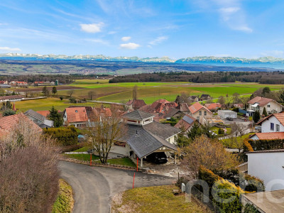 Élégante villa 6.5 pièces avec vue panoramique sur les Alpes image 3