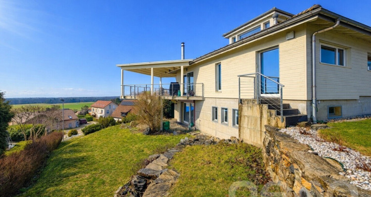 Élégante villa 6.5 pièces avec vue panoramique sur les Alpes image 11