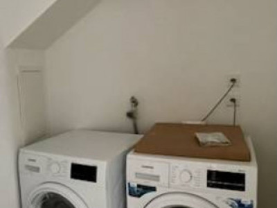 Appartement B - 2,5 pièces, avec balcon - Cadre agréable à Couvet image 6