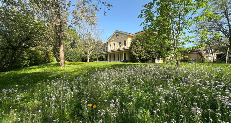 Écrin de sérénité au coeur de Vandoeuvres ? Élégance, volumes et intimité absolue image 1