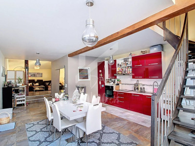 Immeuble de rendement 9 lots, excellent état, proche centre image 1