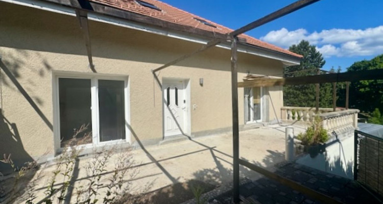 En exclusivité:  6 pièces en duplex + 3 pièces - Terrasses, couvert à voitures  image 3