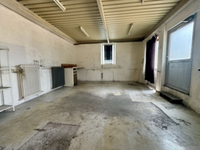 À louer - Local commercial avec stockage image 3