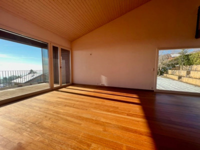  Faites une offre pour cette superbe villa dexception, avec vue sur le lac et les alpes image 13