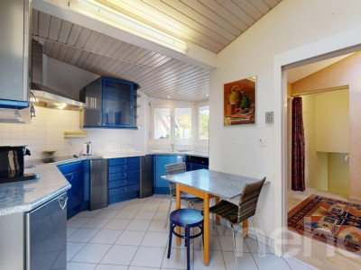 Charme intemporel et confort moderne avec vue sur le lac ! image 4