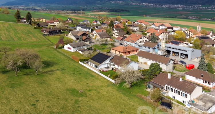 Somptueuse Villa avec Vue Forêt : Luminosité, Confort et Tranquilité image 8