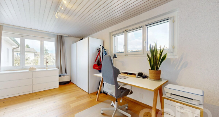 Superbe villa familiale, piscine intérieure, terrasses et vue forêt image 9