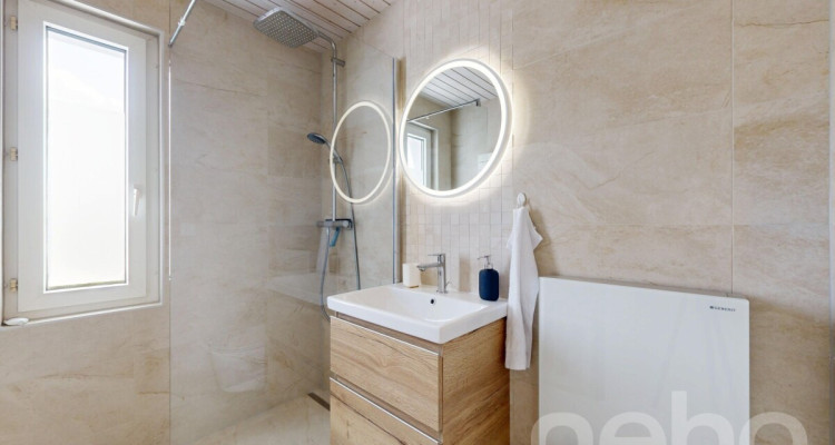 Superbe villa familiale, piscine intérieure, terrasses et vue forêt image 10